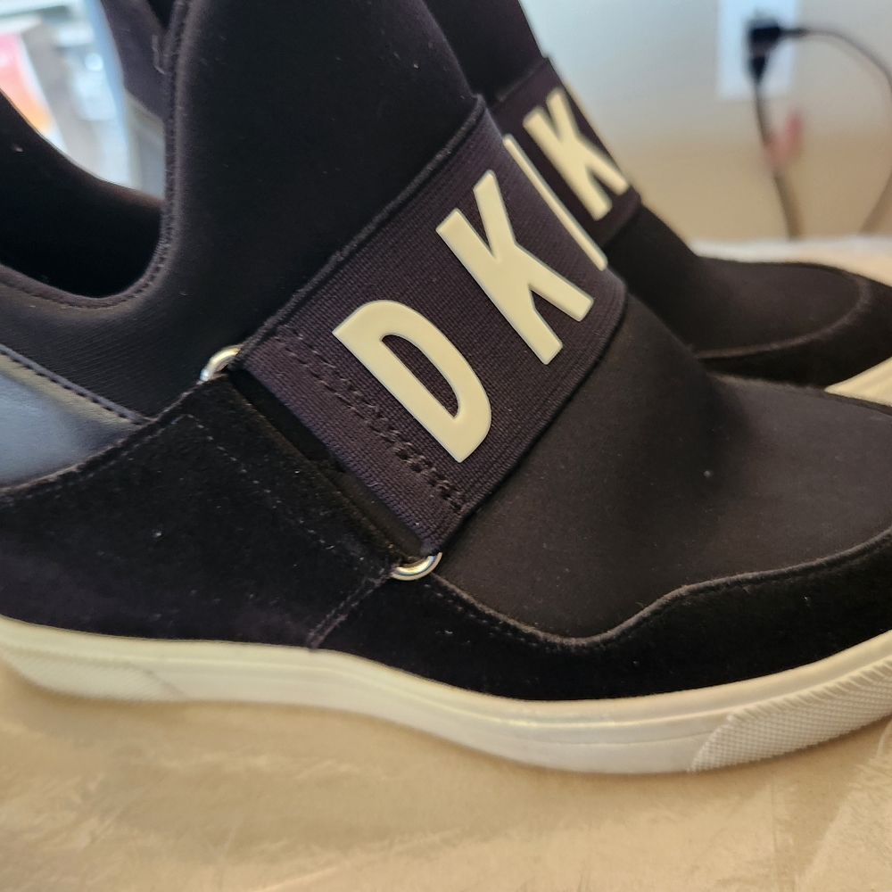 DKNY Shoes